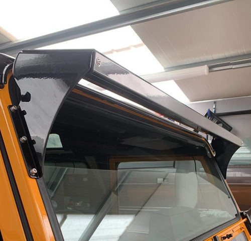 Land rover defender - land, visiera